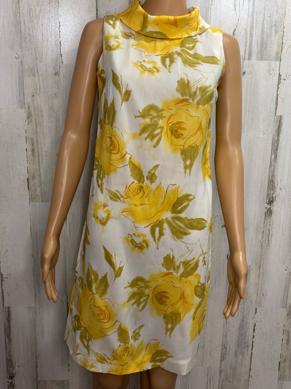 Vintage Shift-ee by College Town of Boston 60’s-70’s Mod Style Shift Dress